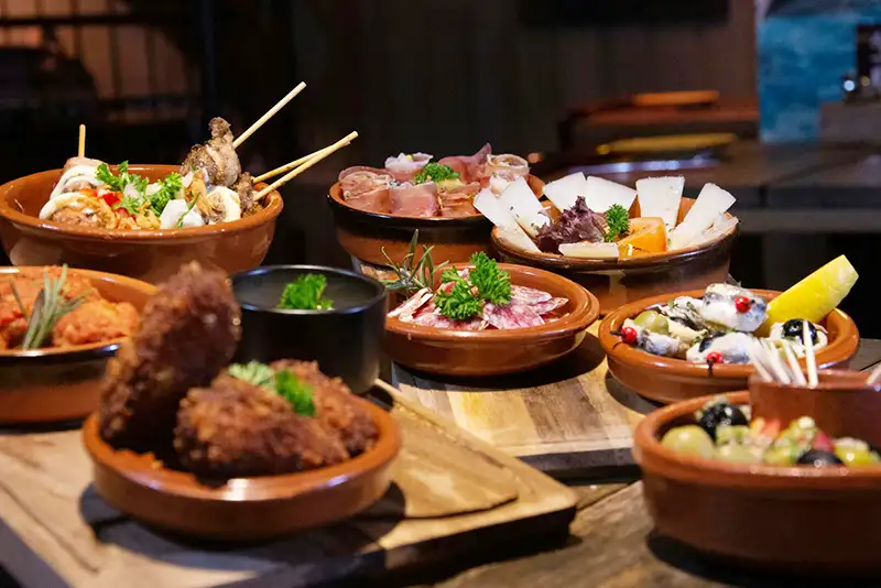 Culinary tapas tour through Palma’s old town