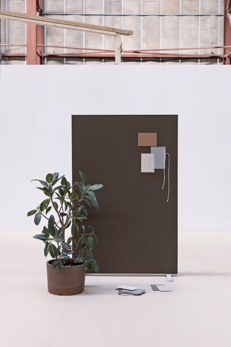 Modern privacy divider