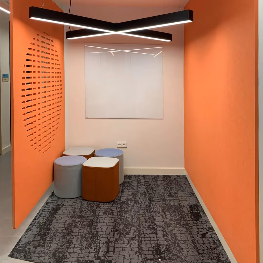 Acoustic privacy screen