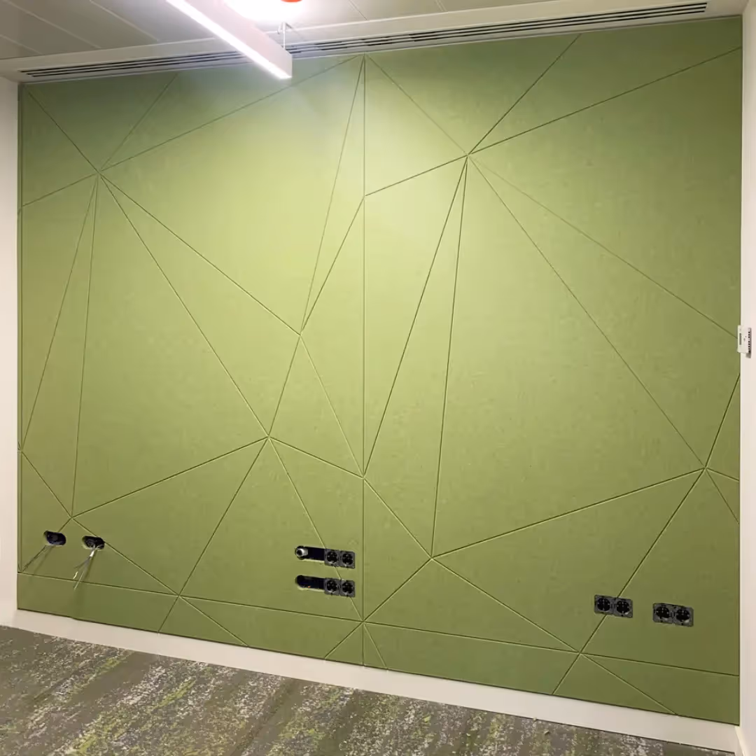 Facet sound-absorbing panels