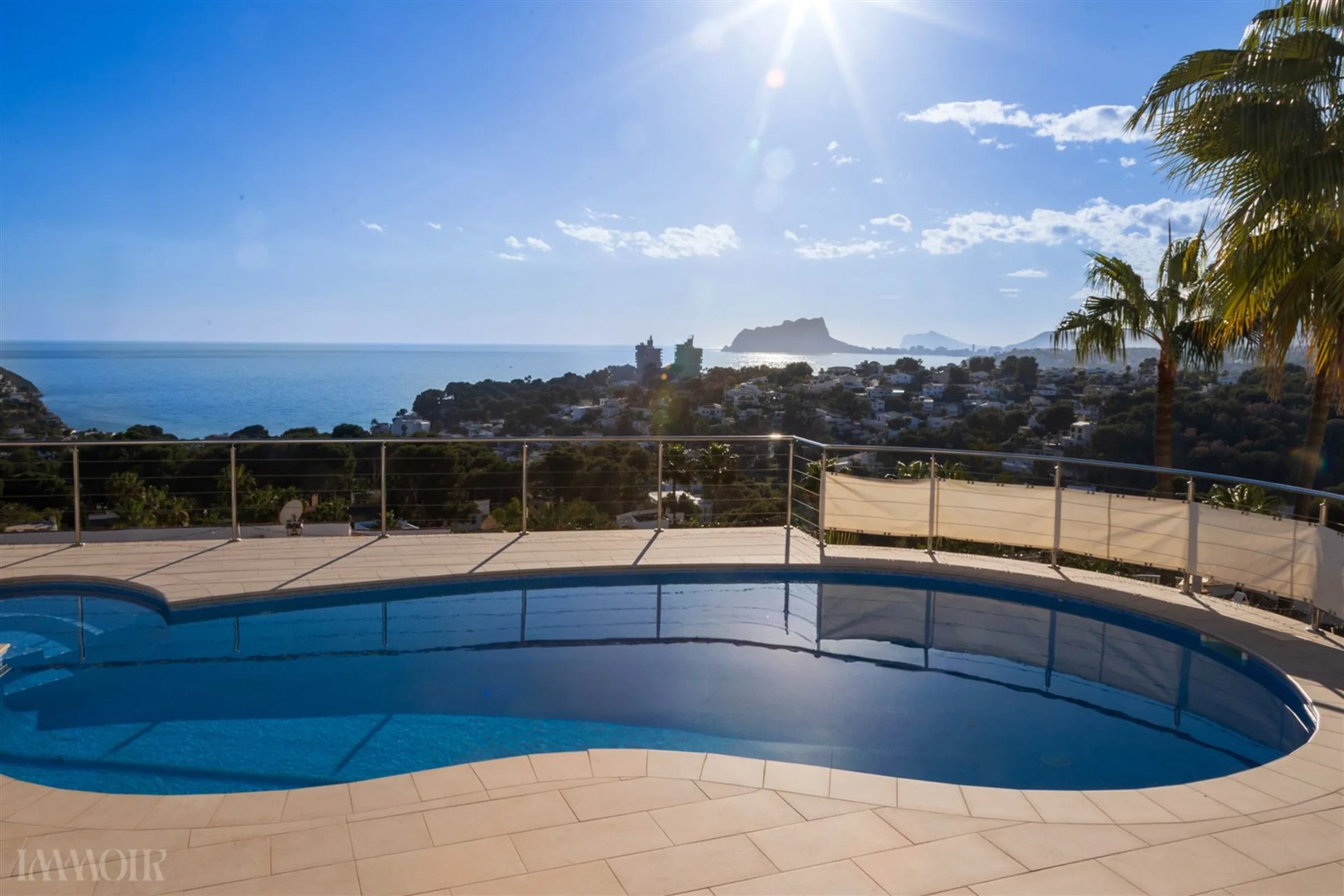 Villa met panoramisch zeezicht in El Portet