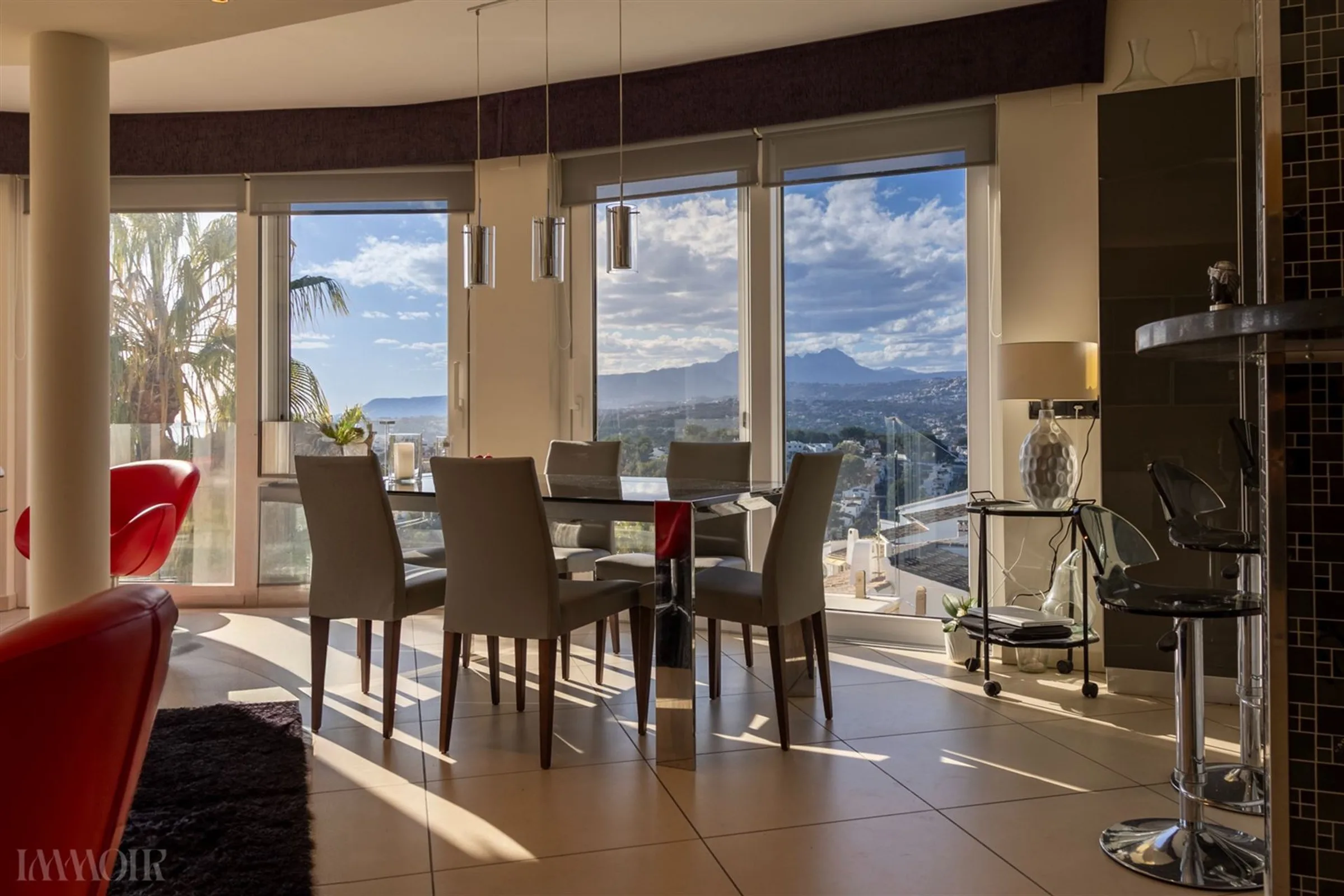 Villa met panoramisch zeezicht in El Portet