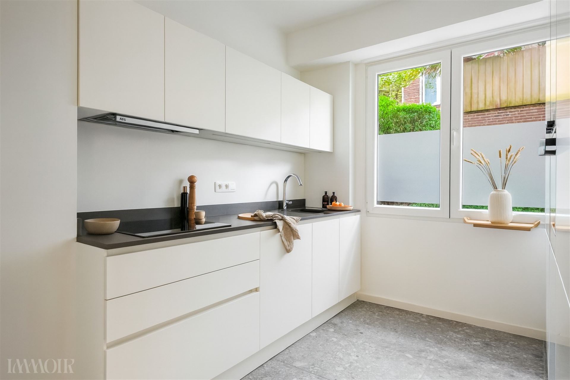 Gelijkvloers appartement met zeer ruim terras in de Pulhofwijk in Antwerpen.