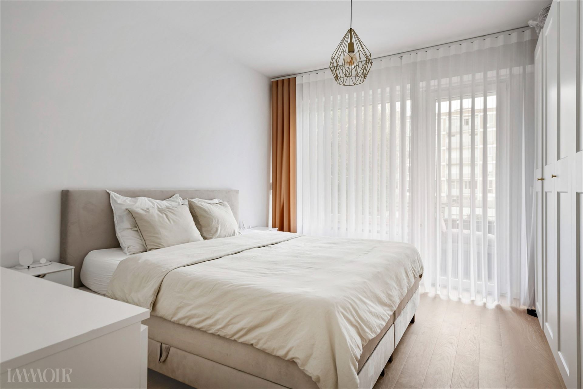Gerenoveerd appartement met 2 terrassen in de Pulhofwijk in Antwerpen.