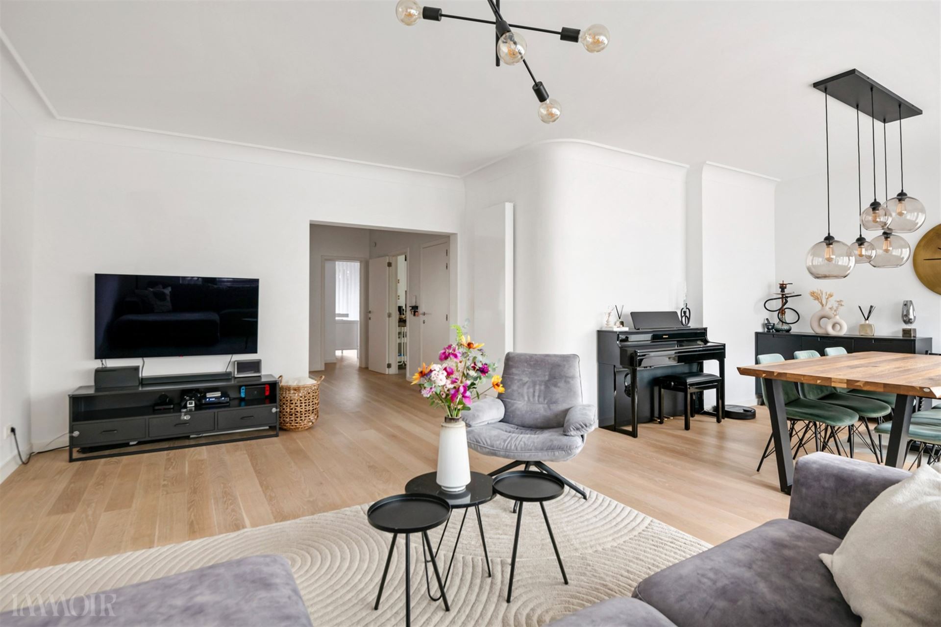 Gerenoveerd appartement met 2 terrassen in de Pulhofwijk in Antwerpen.
