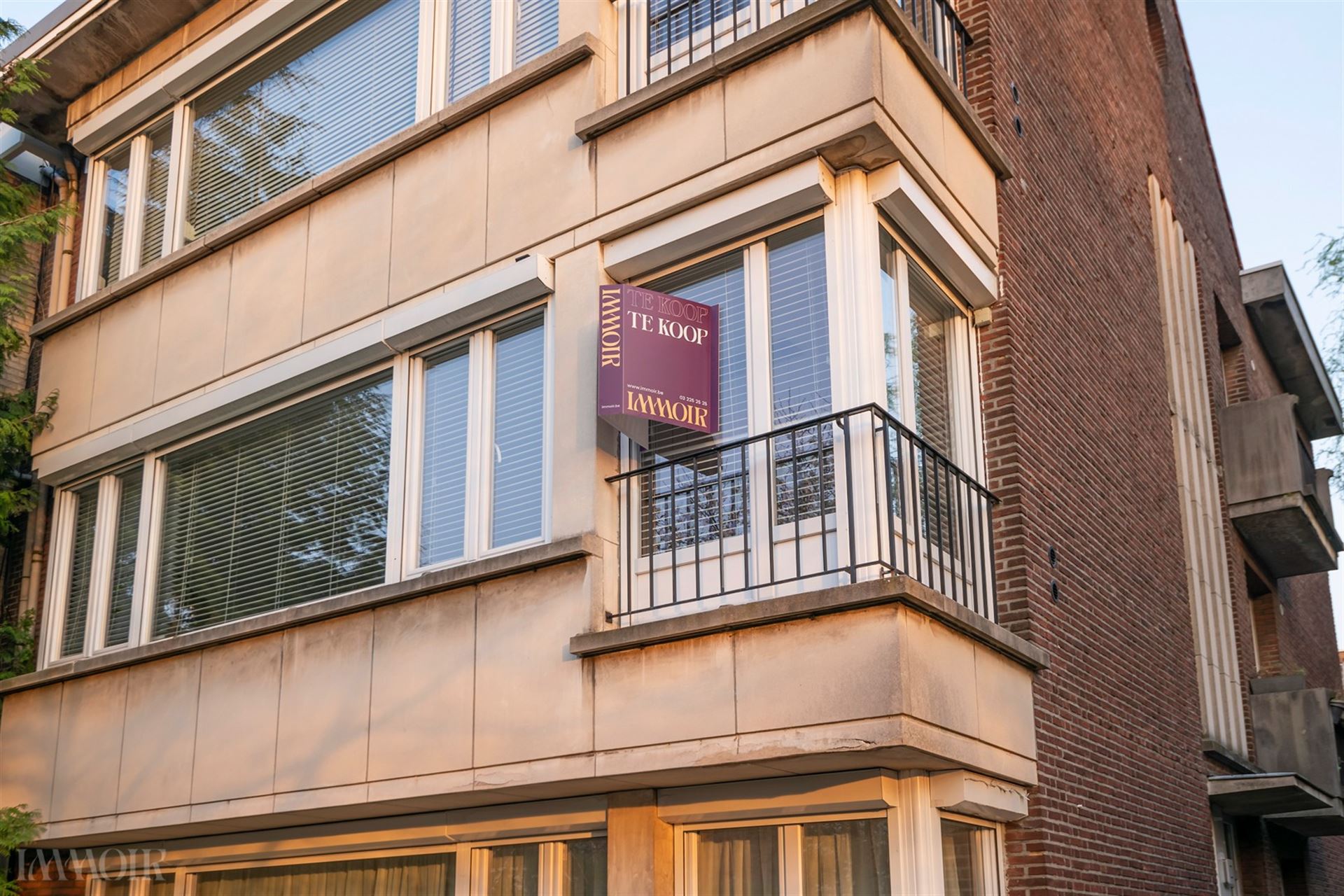 Gerenoveerd appartement met 2 terrassen in de Pulhofwijk in Antwerpen.
