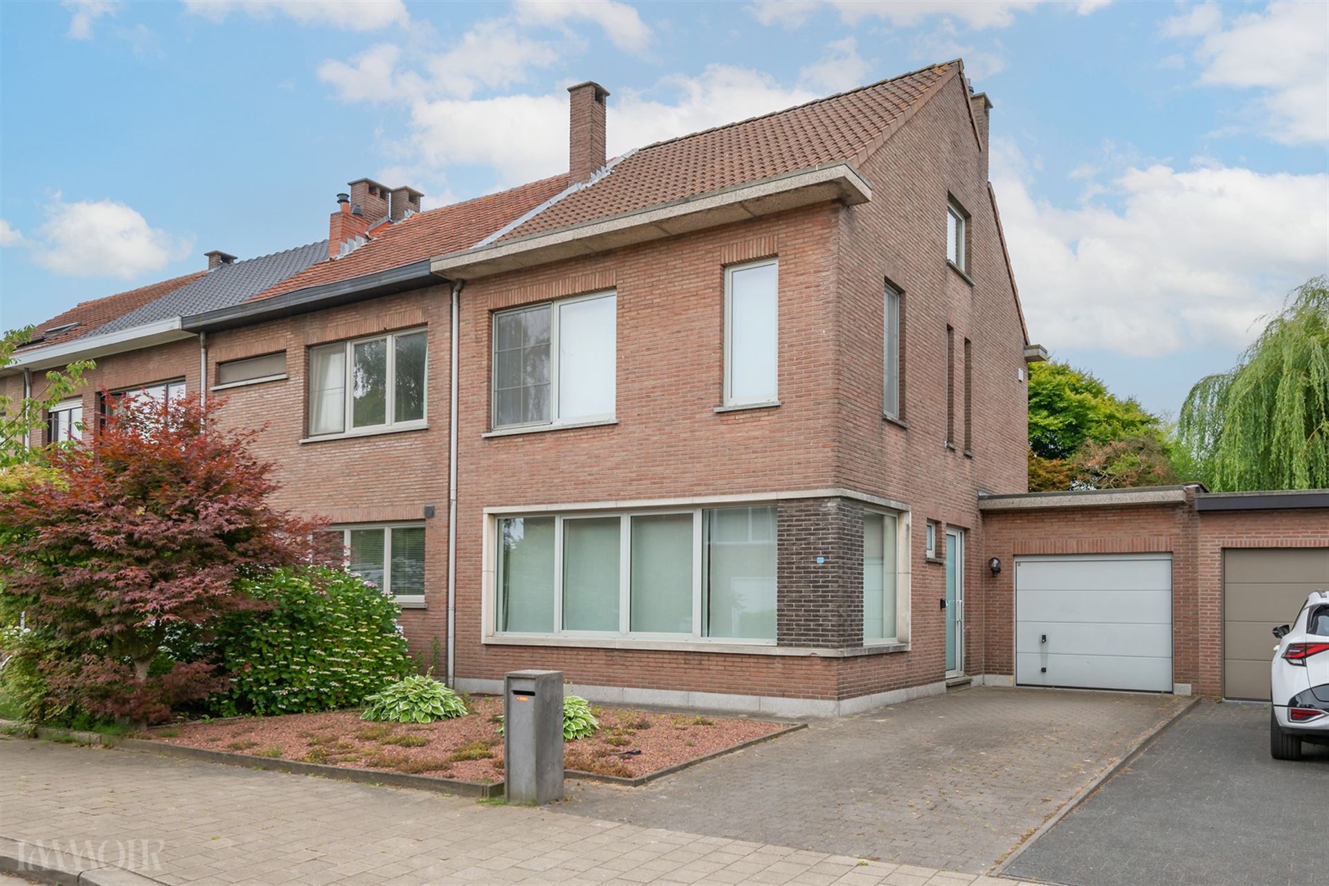 Halfopen gezinswoning in rustige wijk in Ekeren-Donk