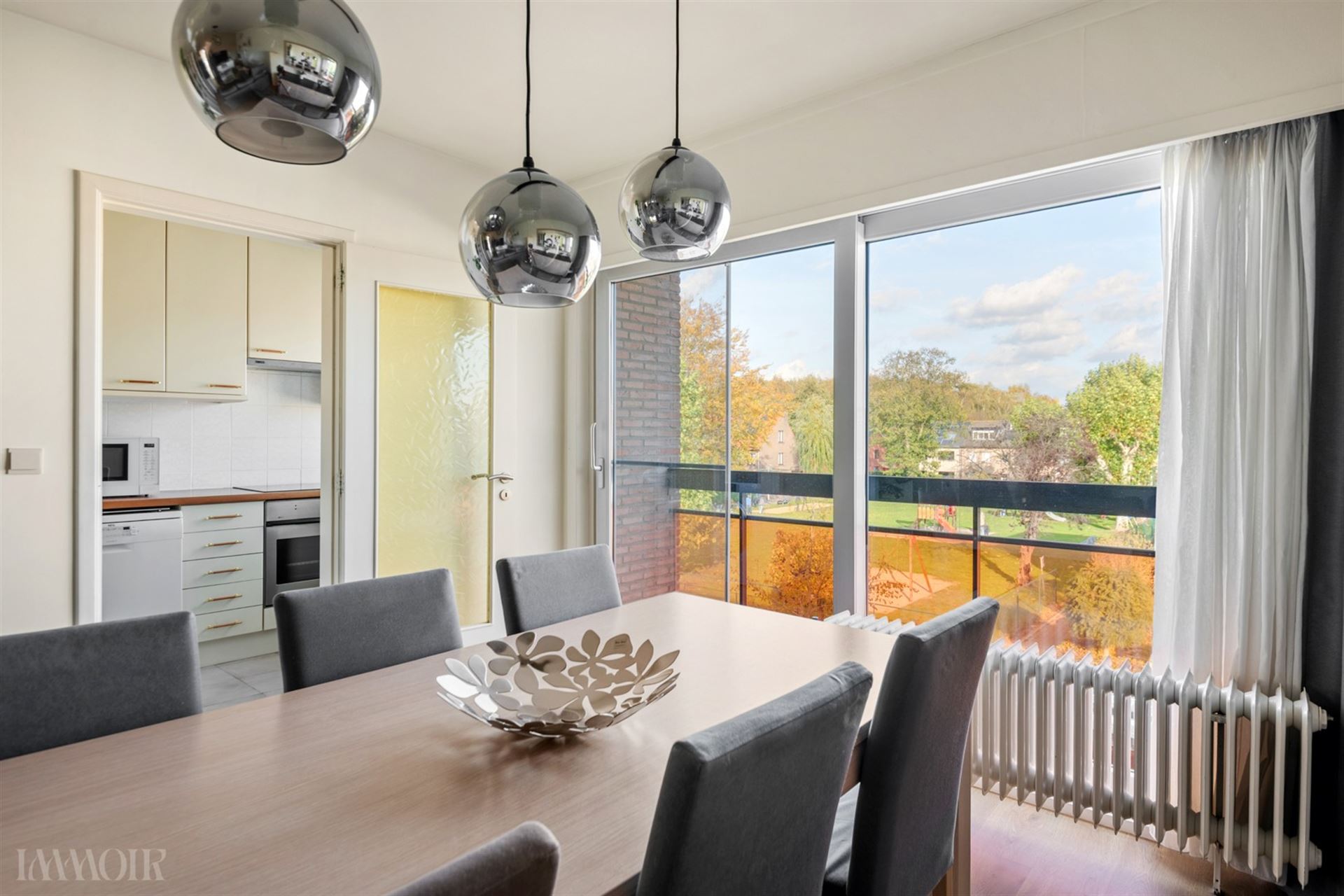 Instapklaar appartement met tuin en garage in Kapellen.