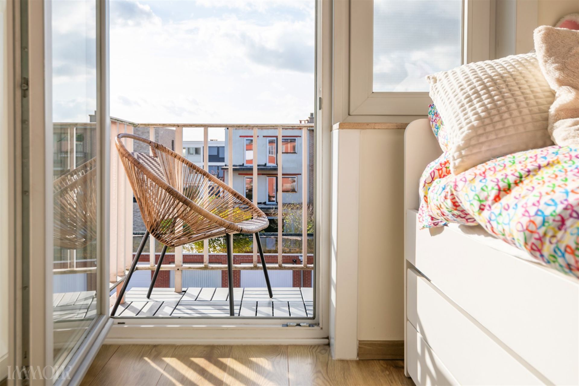 Instapklaar appartement met tuin en garage in Kapellen.