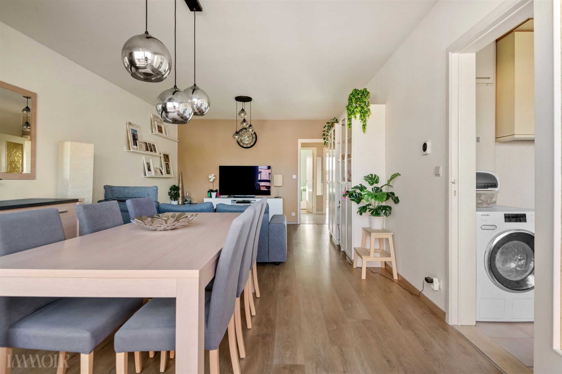 Instapklaar appartement met tuin en garage in Kapellen.