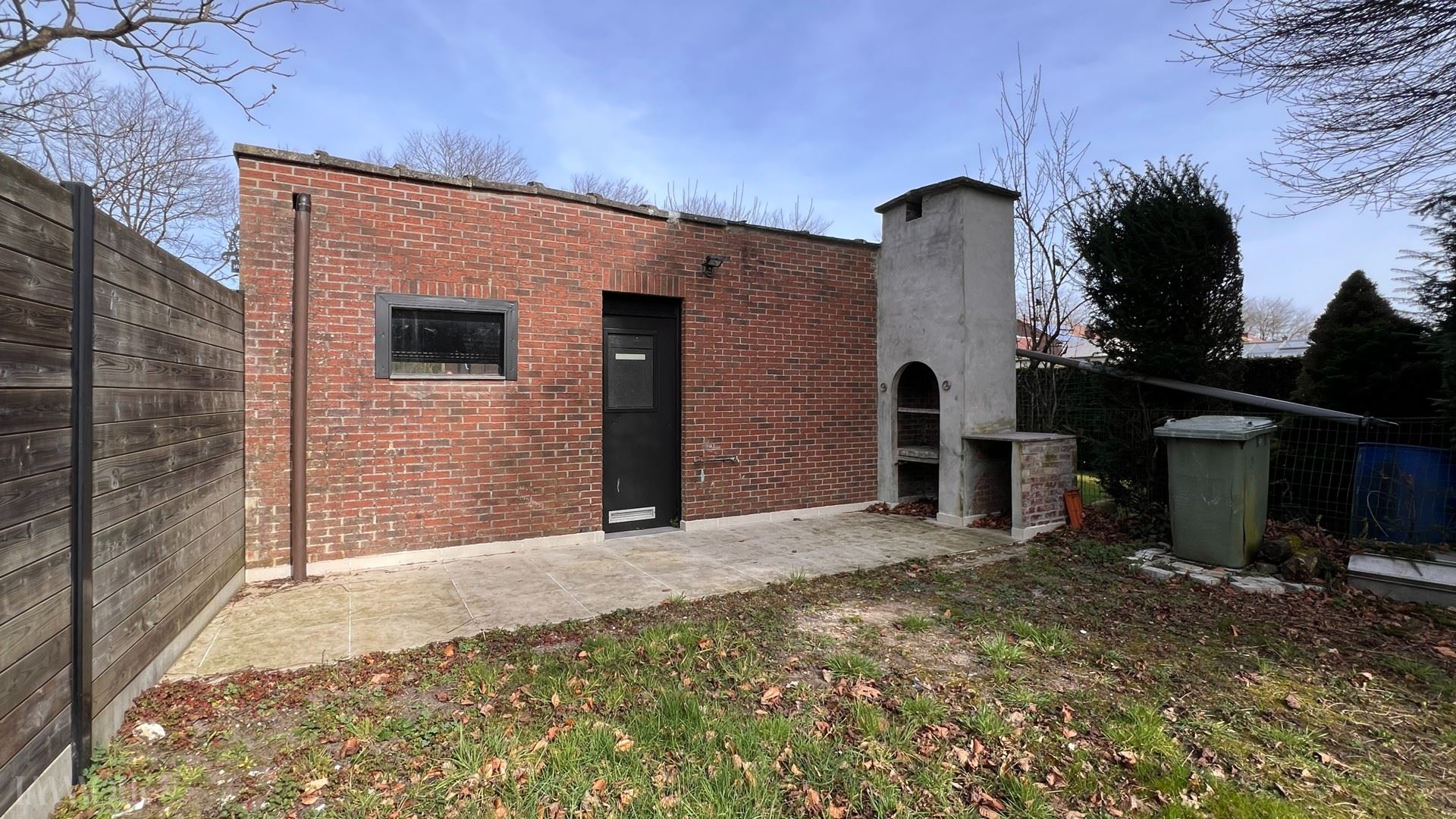 Ruim duplex appartement met terras in Brasschaat.