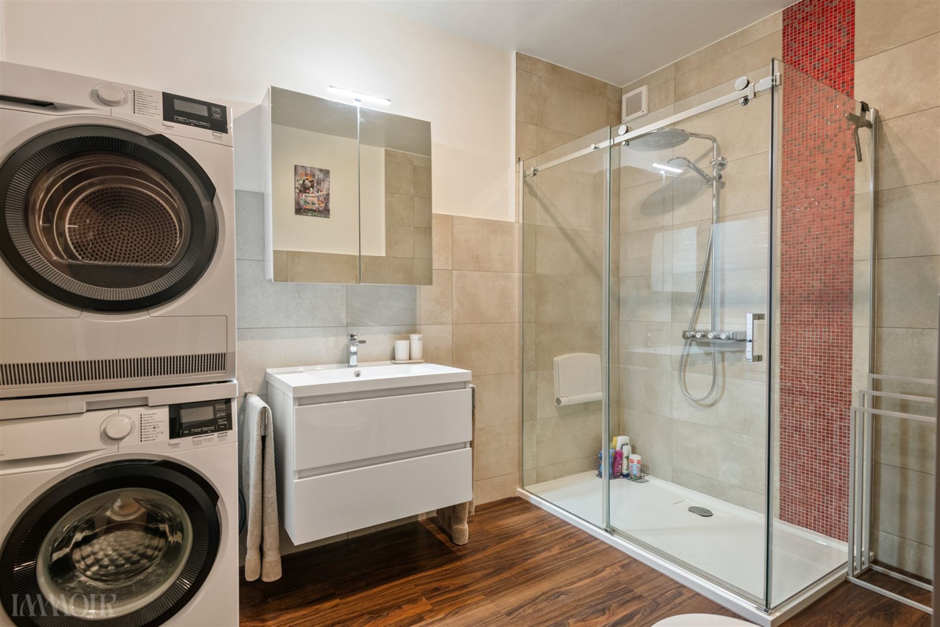 Ruim en charmant appartement op toplocatie in Kapellen.