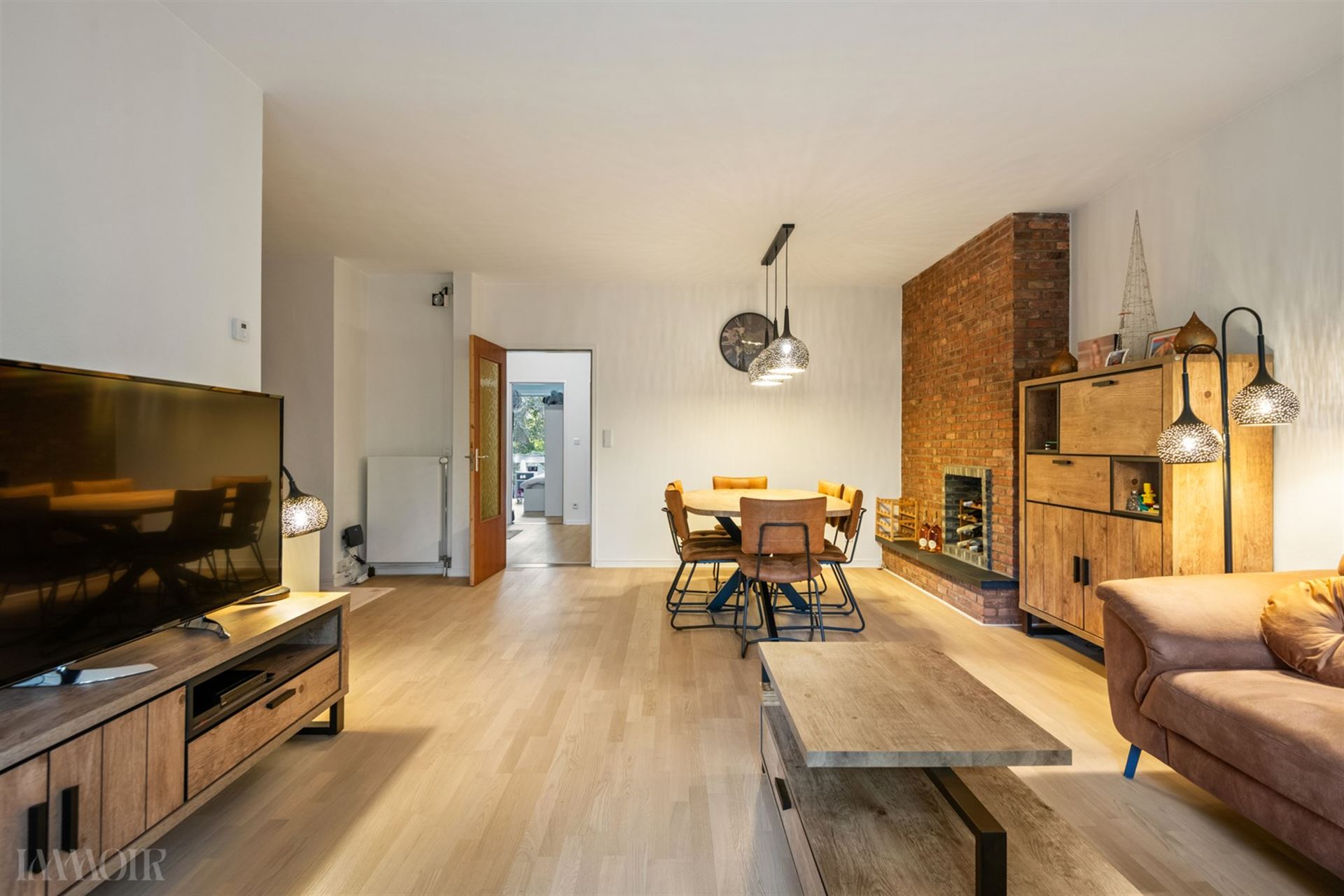 Ruim en charmant appartement op toplocatie in Kapellen.