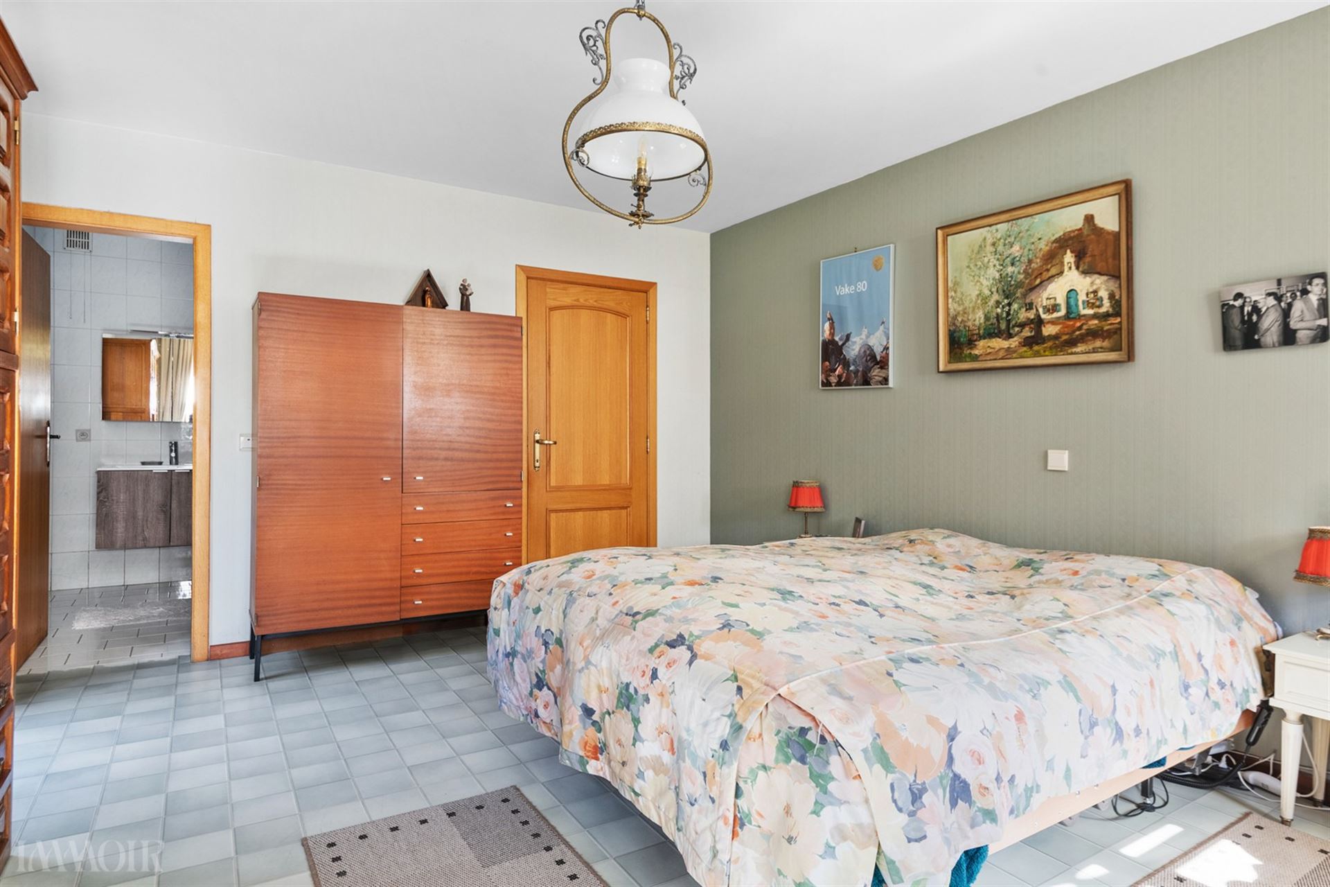 Ruime villa met veel potentieel in een rustige, kindvriendelijke wijk in Brasschaat.