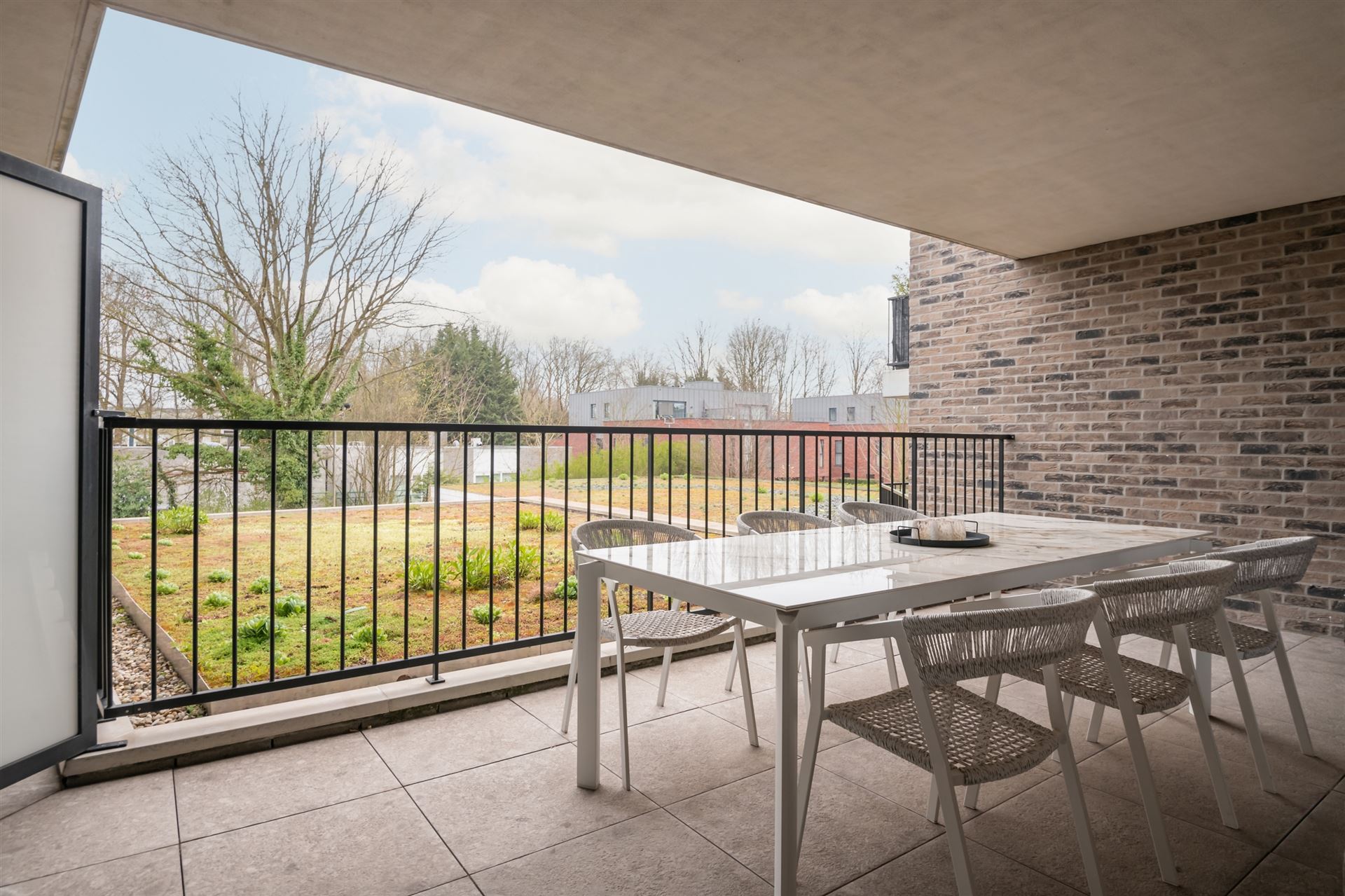 Stijlvol en energiezuinig appartement met ruim zonneterras.