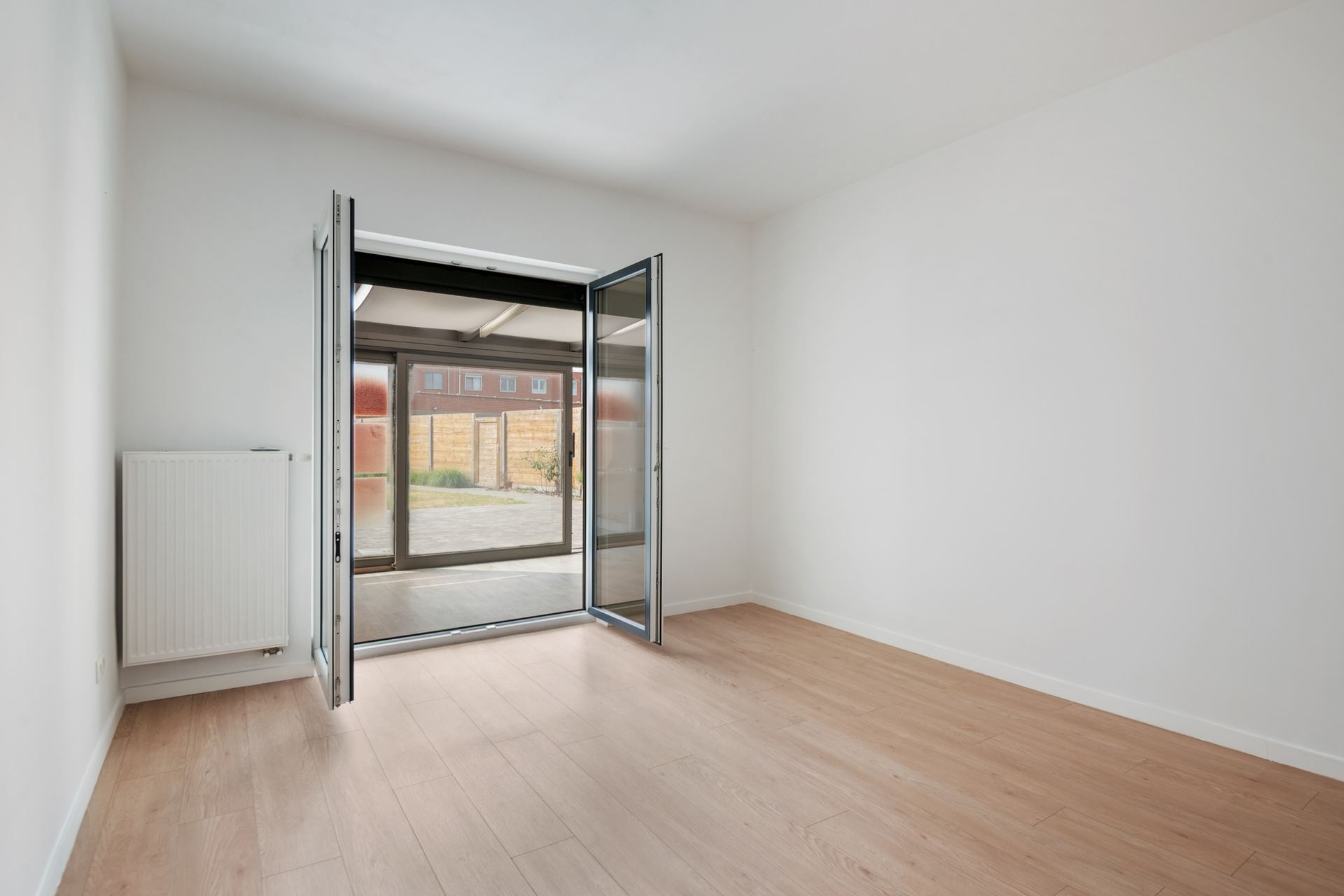 Modern en ruim gelijkvloers appartement in Schoten.