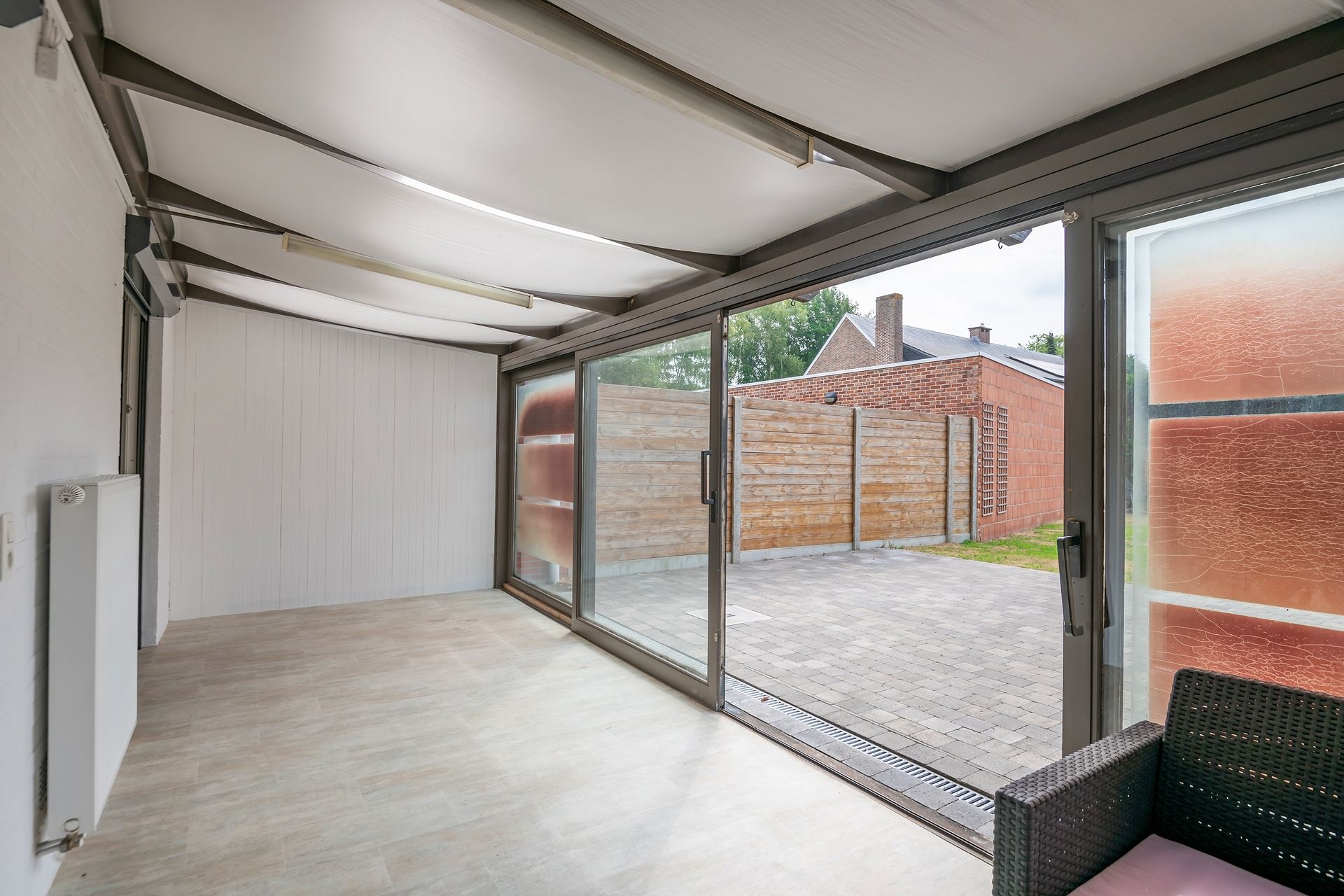 Modern en ruim gelijkvloers appartement in Schoten.