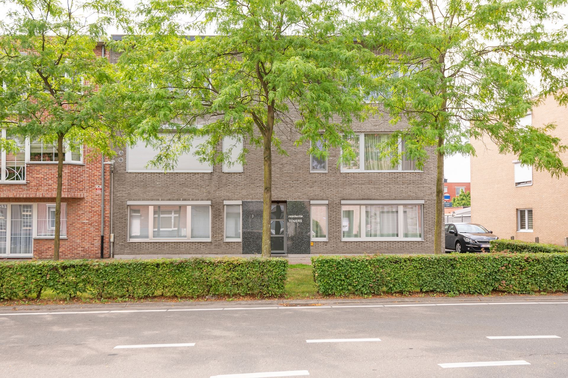 Modern en ruim gelijkvloers appartement in Schoten.