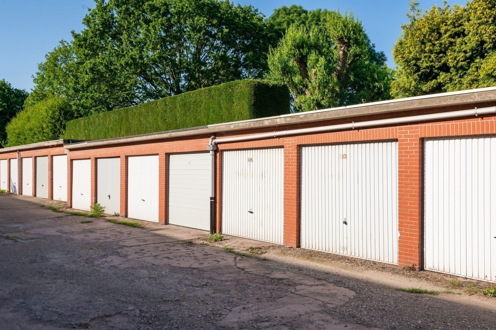 Centraal gelegen en instapklaar appartement met garagebox.