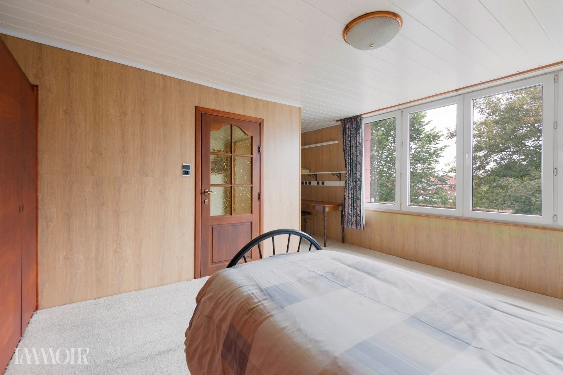Ruime woning met stadstuin en tal van mogelijkheden op centrale ligging.