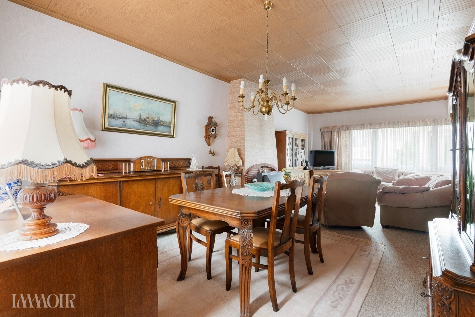Ruime woning met stadstuin en tal van mogelijkheden op centrale ligging.