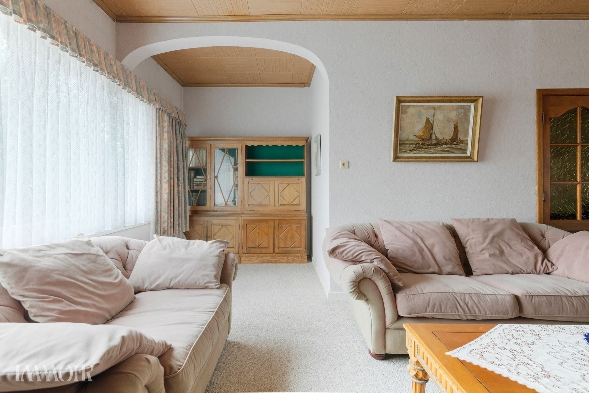 Ruime woning met stadstuin en tal van mogelijkheden op centrale ligging.