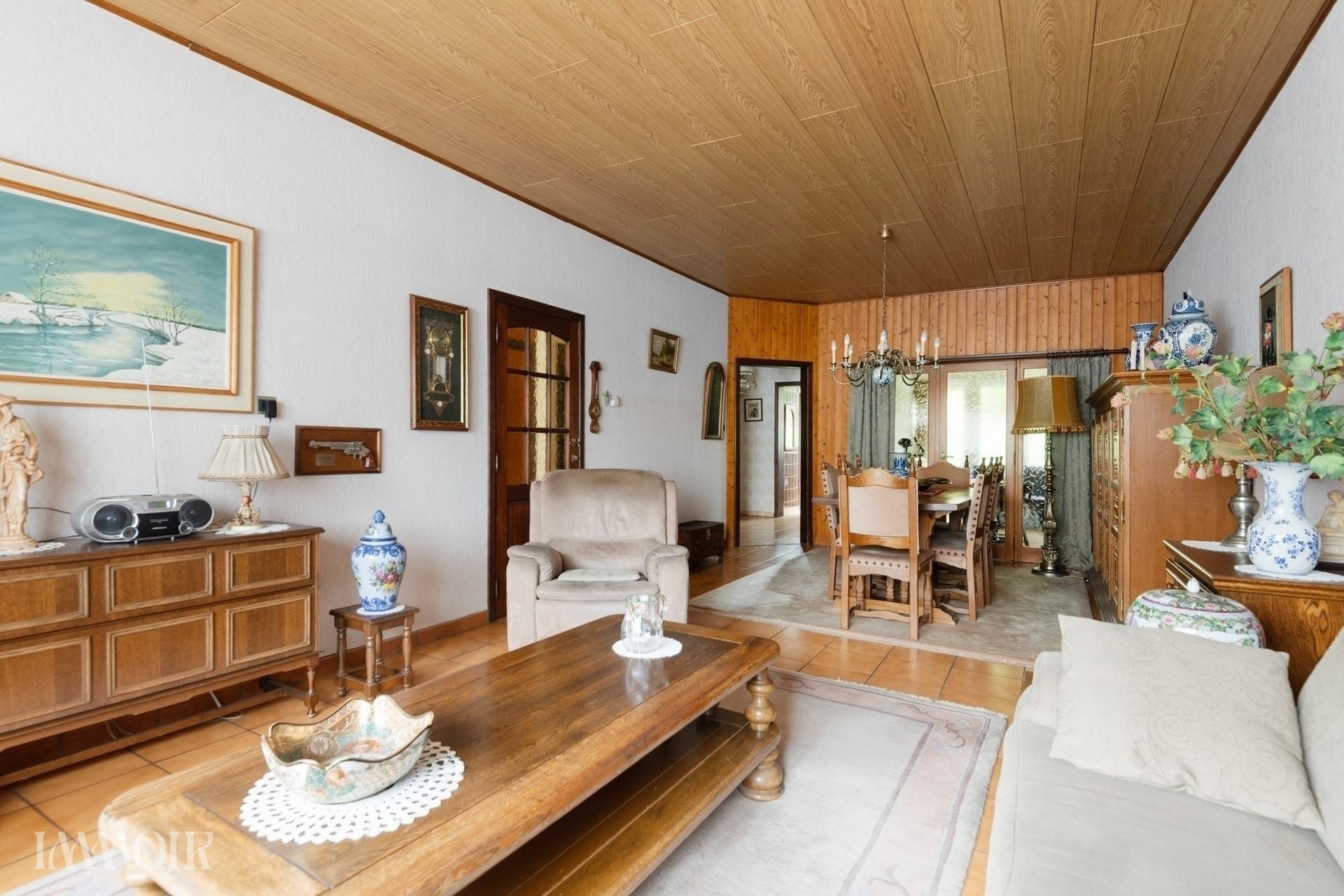 Ruime woning met stadstuin en tal van mogelijkheden op centrale ligging.
