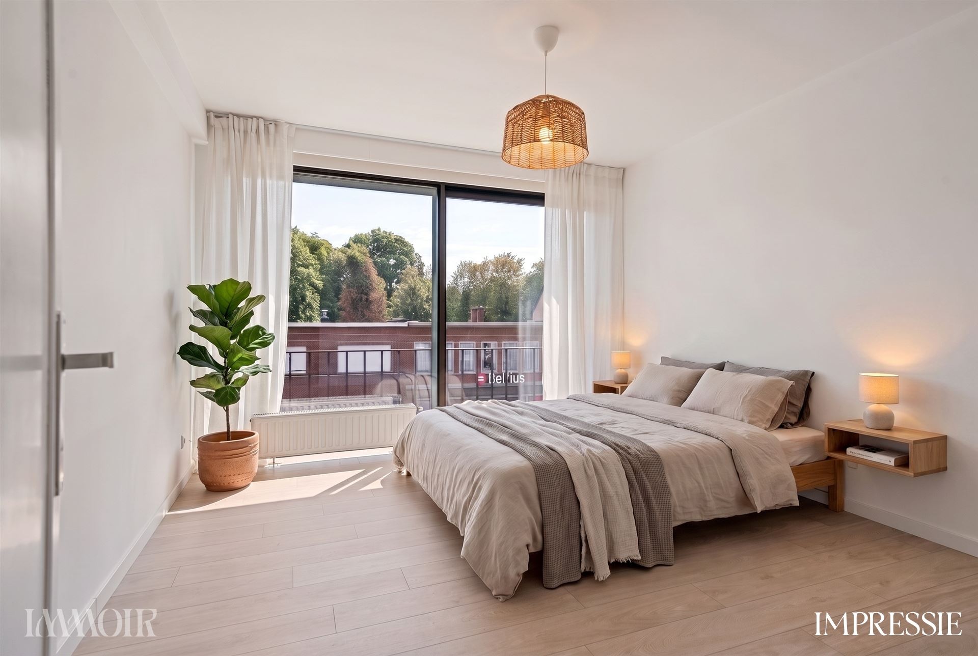 Lichtrijk duplex appartement in hartje Schilde. 