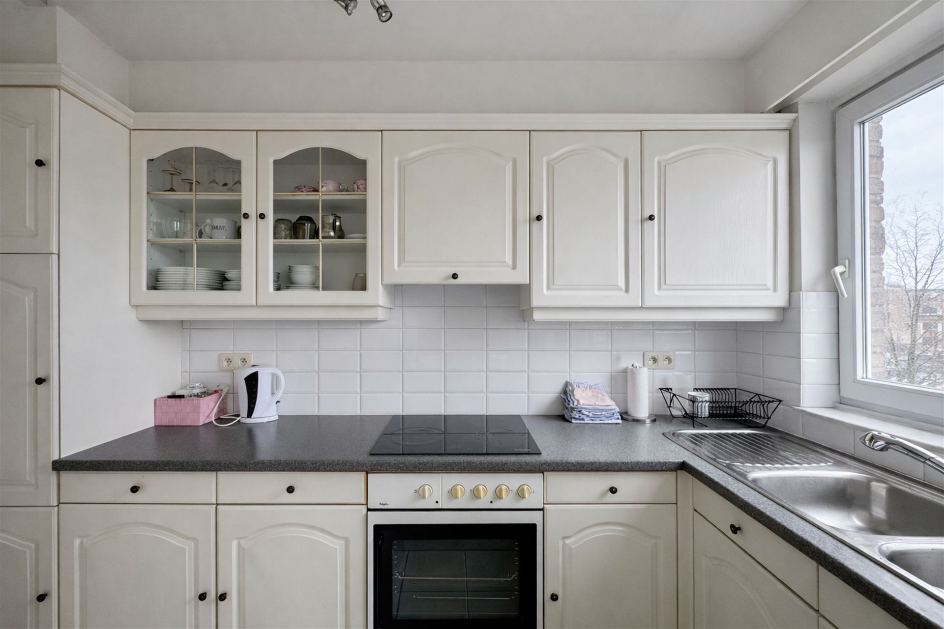 Goed onderhouden appartement met 2 slaapkamers in Brasschaat.