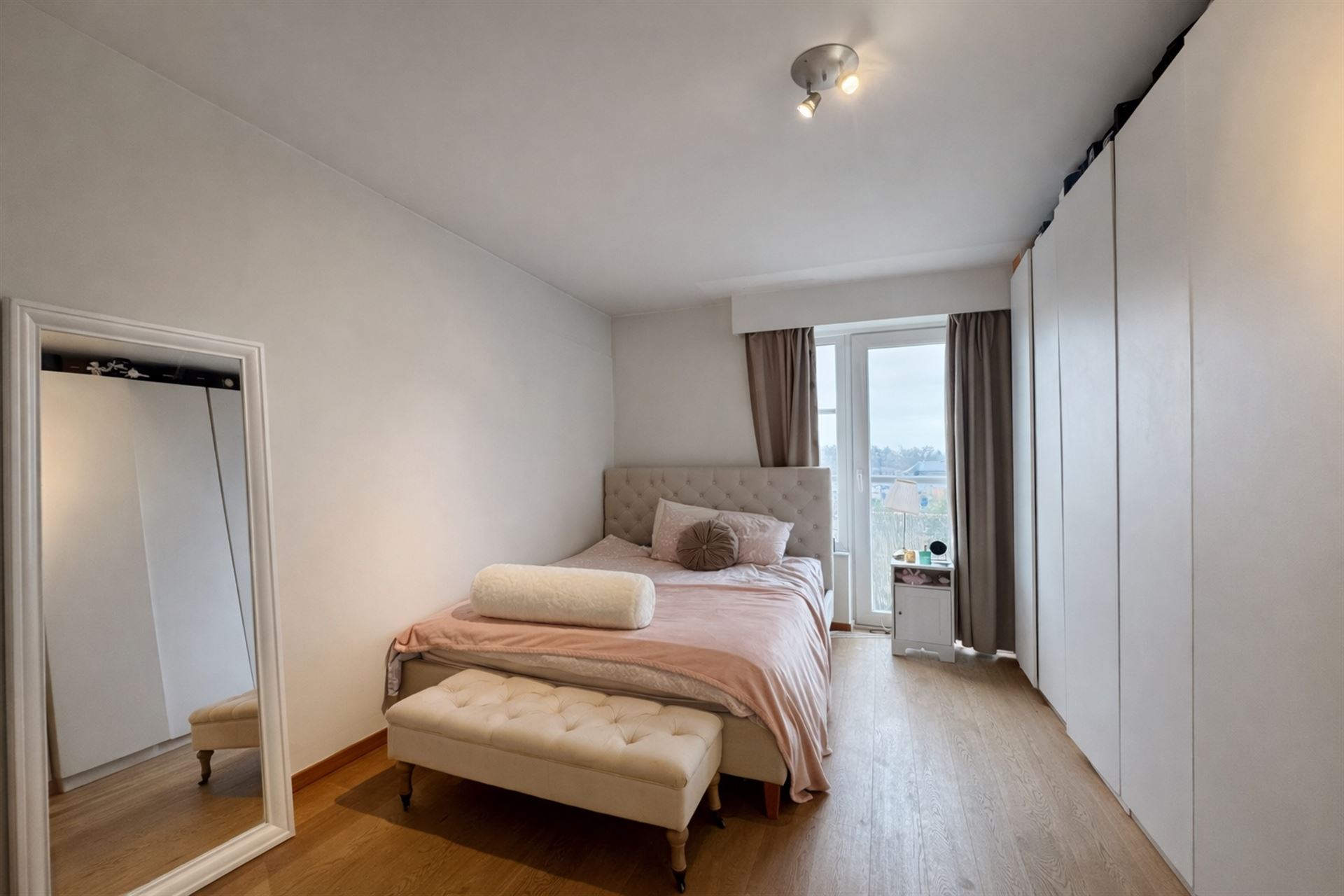 Goed onderhouden appartement met 2 slaapkamers in Brasschaat.