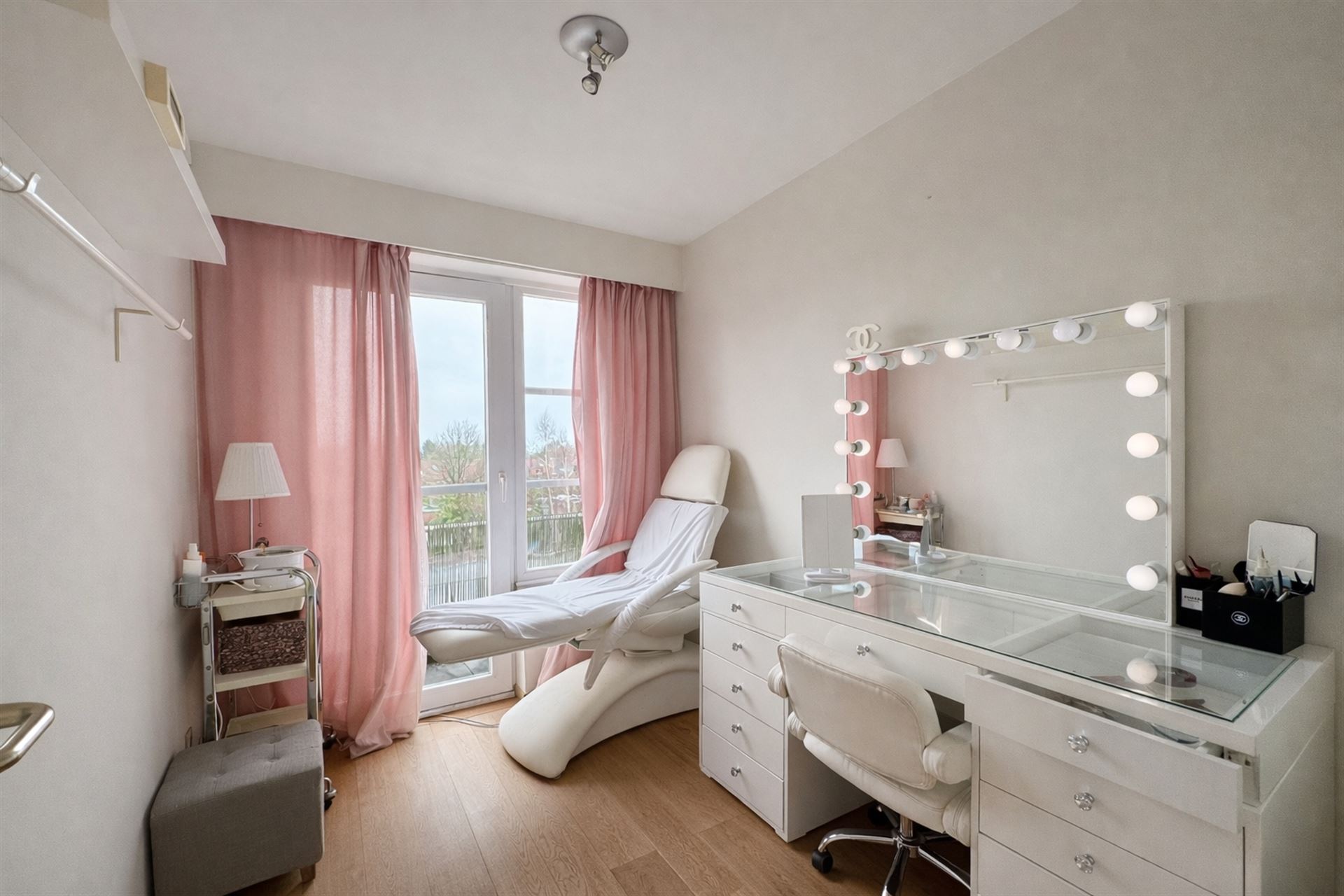 Goed onderhouden appartement met 2 slaapkamers in Brasschaat.