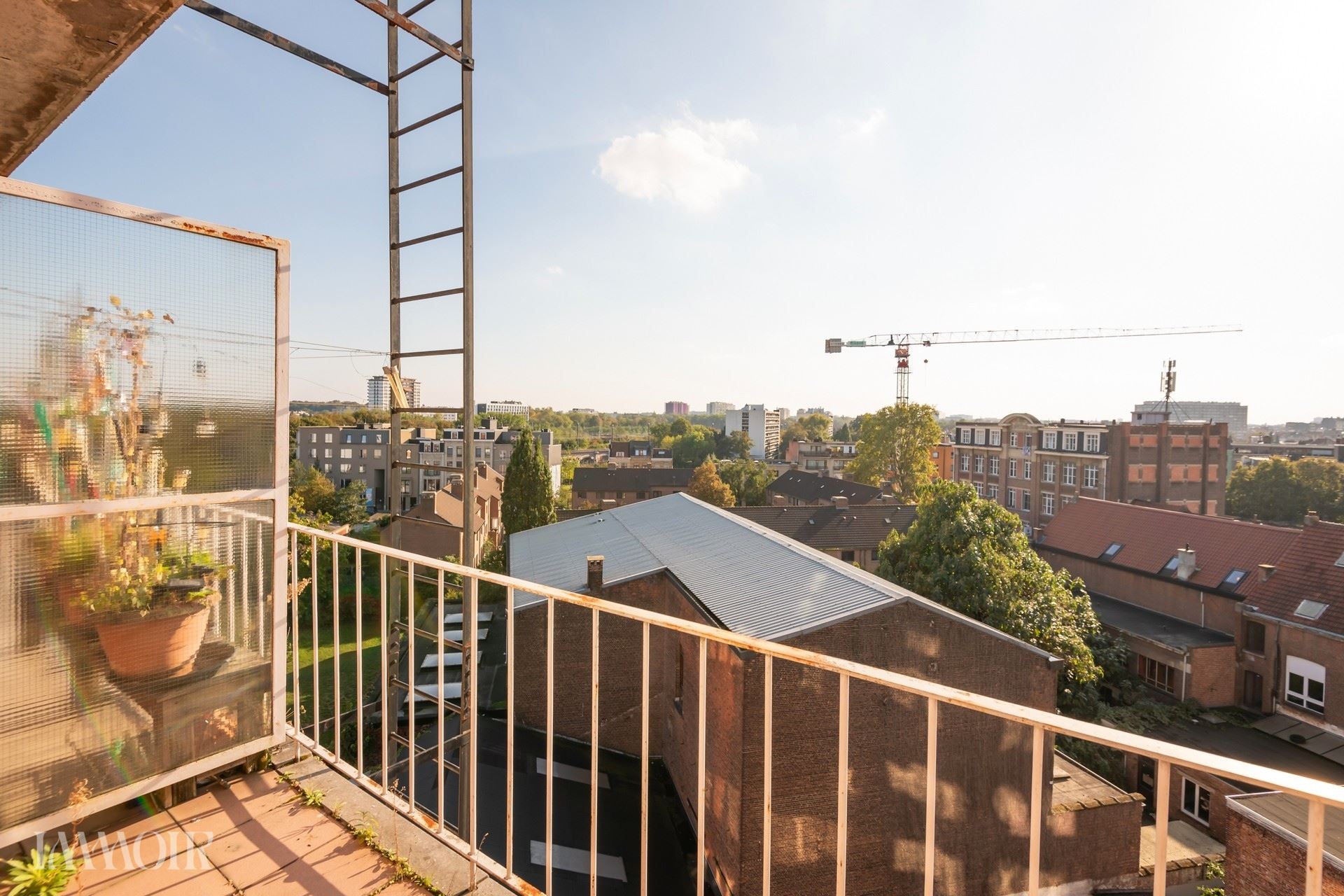 Appartement met 2 slpks en panoramisch uitzicht.