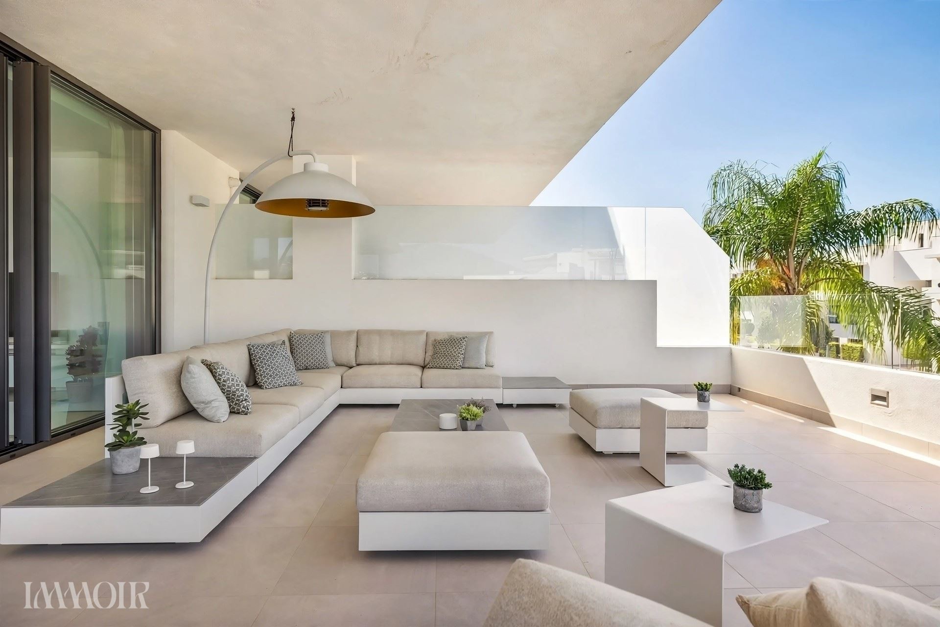 Exclusief wonen onder de Spaanse zon in Benahavis. 