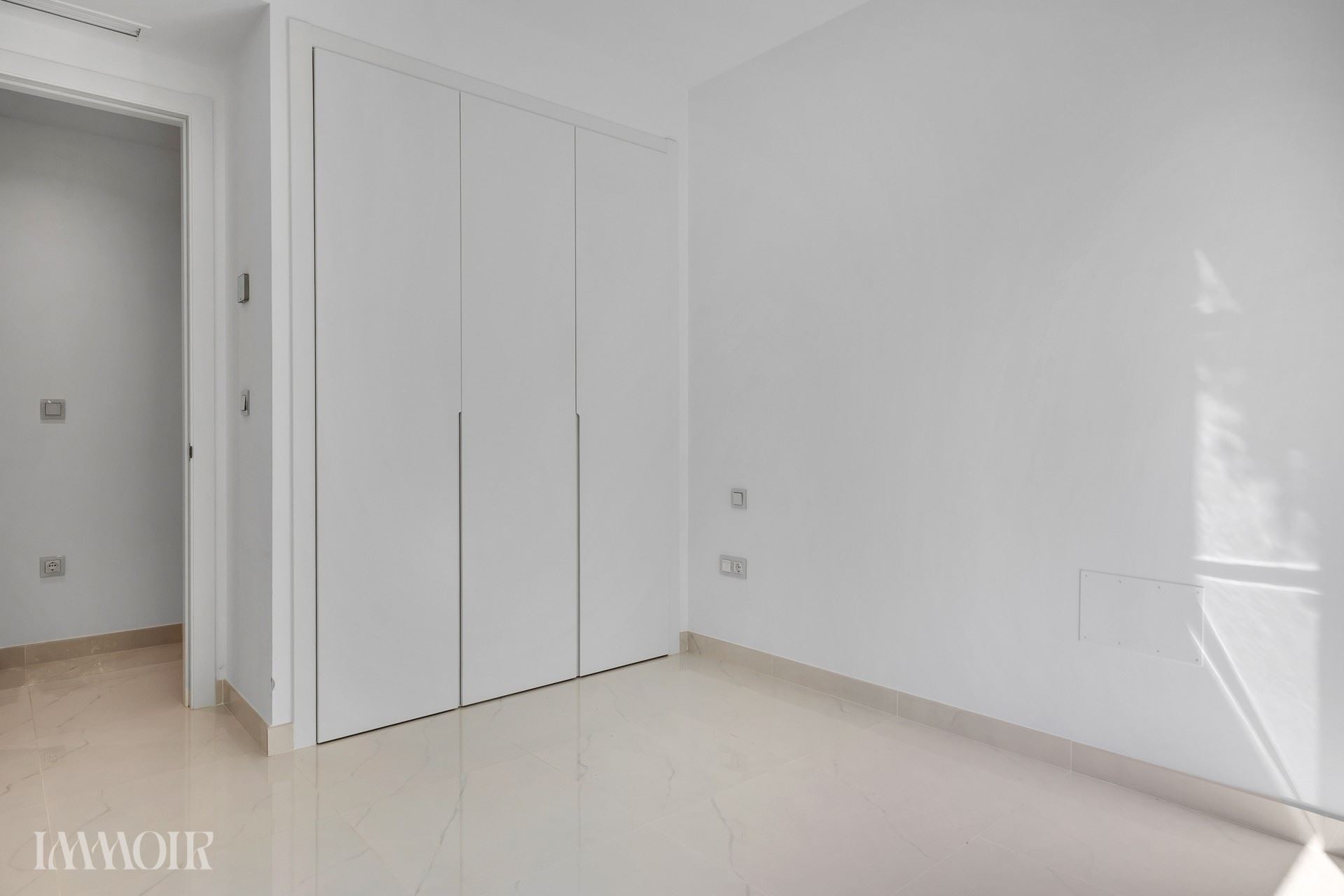 Exclusief wonen onder de Spaanse zon in Benahavis. 