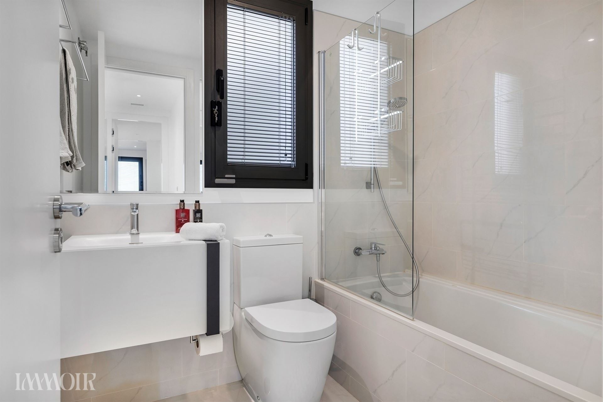 Exclusief wonen onder de Spaanse zon in Benahavis. 