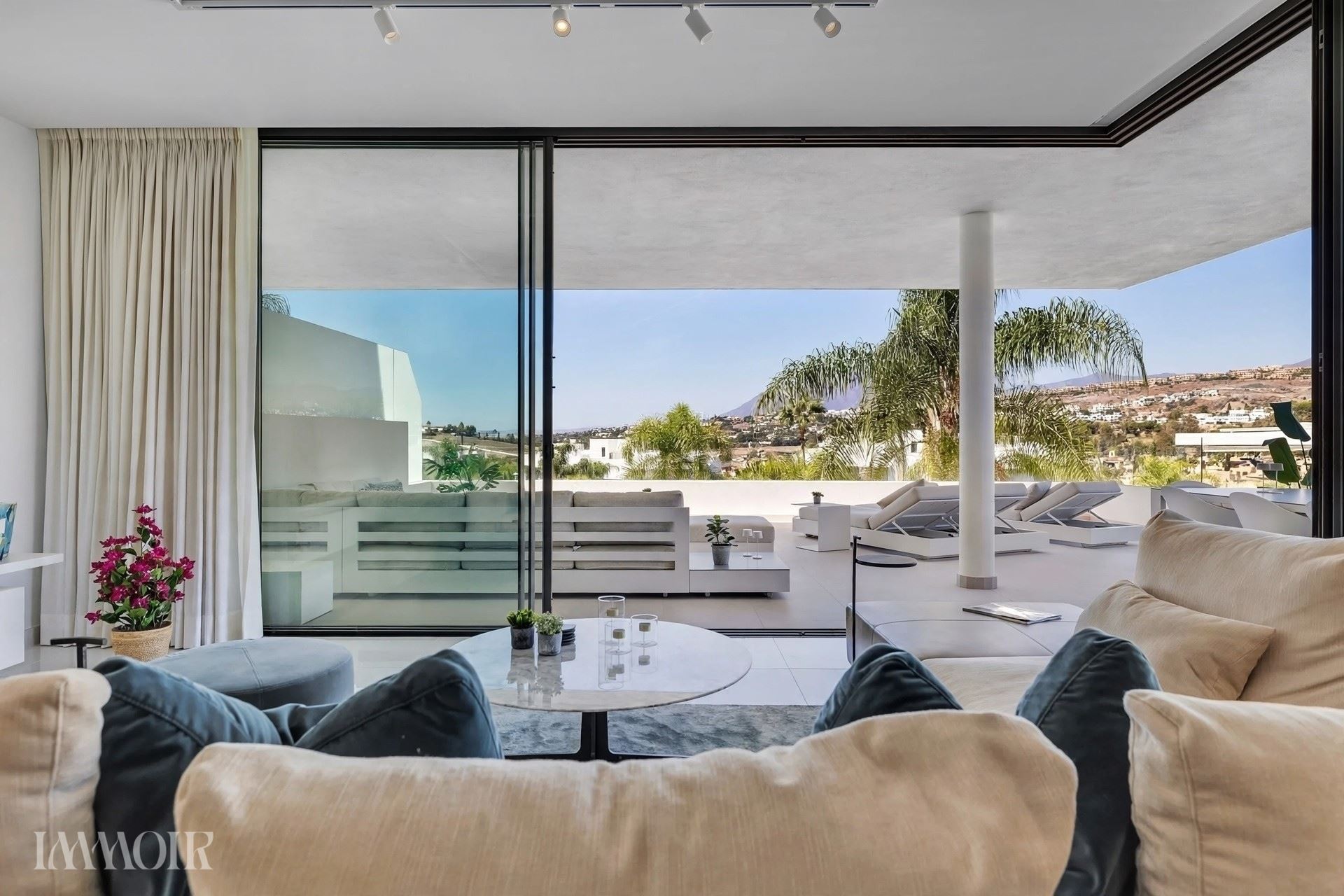 Exclusief wonen onder de Spaanse zon in Benahavis. 