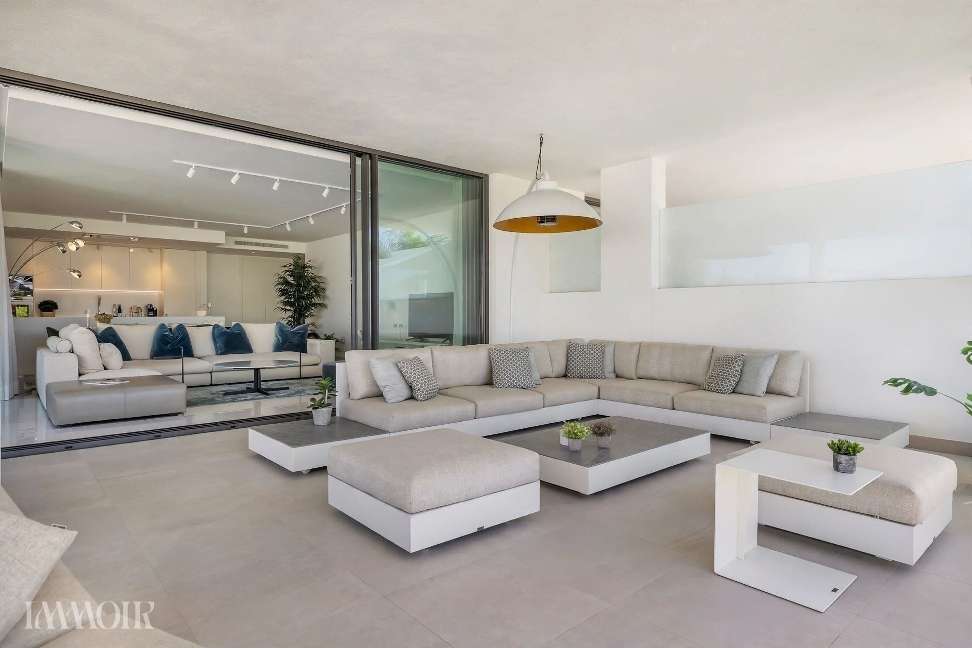Exclusief wonen onder de Spaanse zon in Benahavis. 