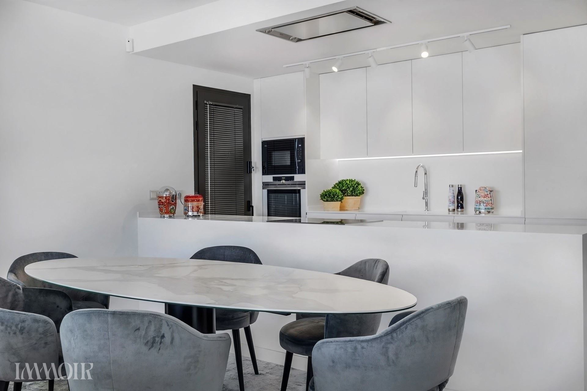 Exclusief wonen onder de Spaanse zon in Benahavis. 