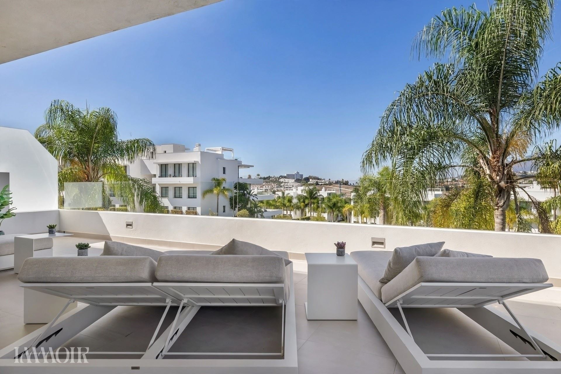 Exclusief wonen onder de Spaanse zon in Benahavis. 
