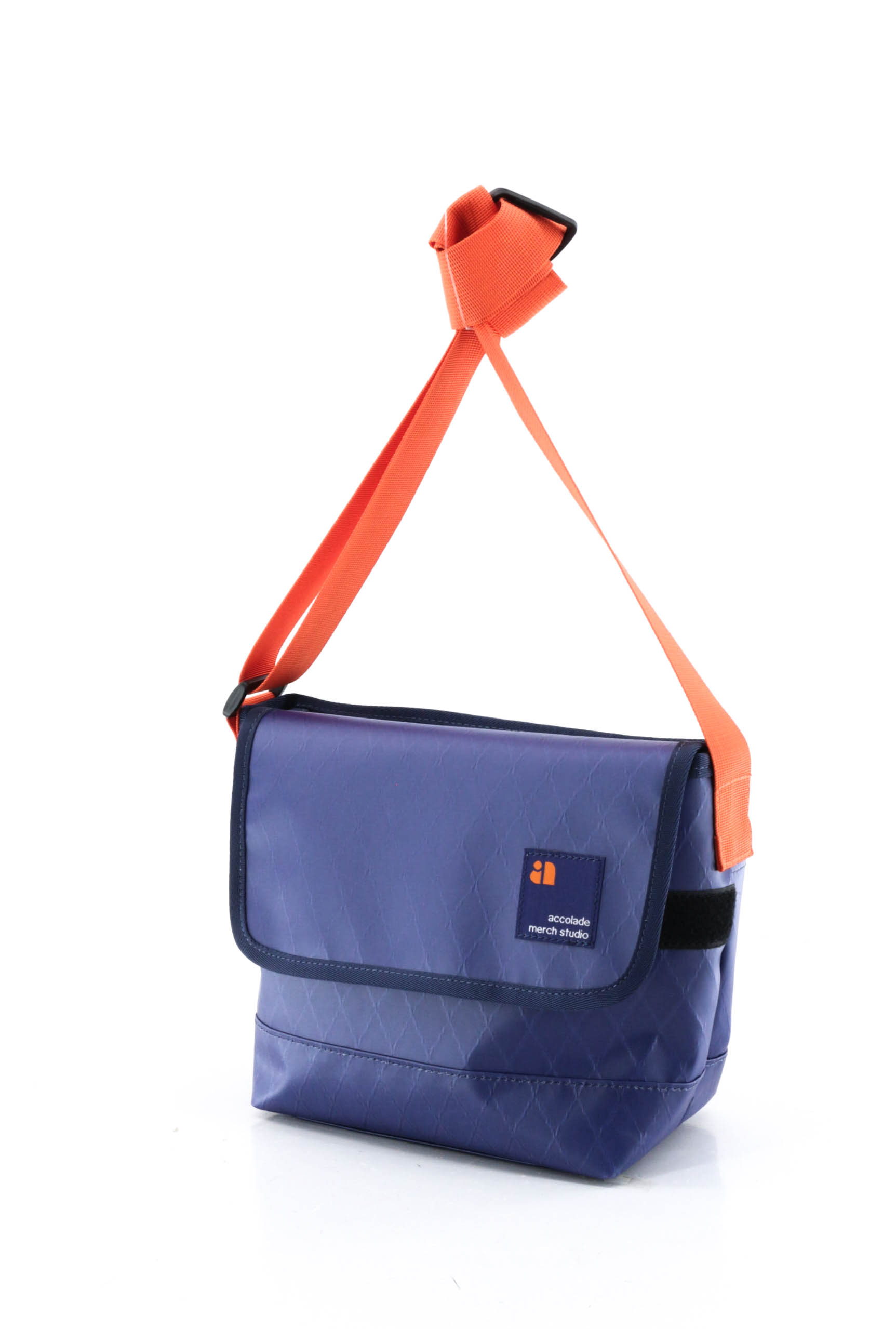 cm35246-messenger-bag-navy