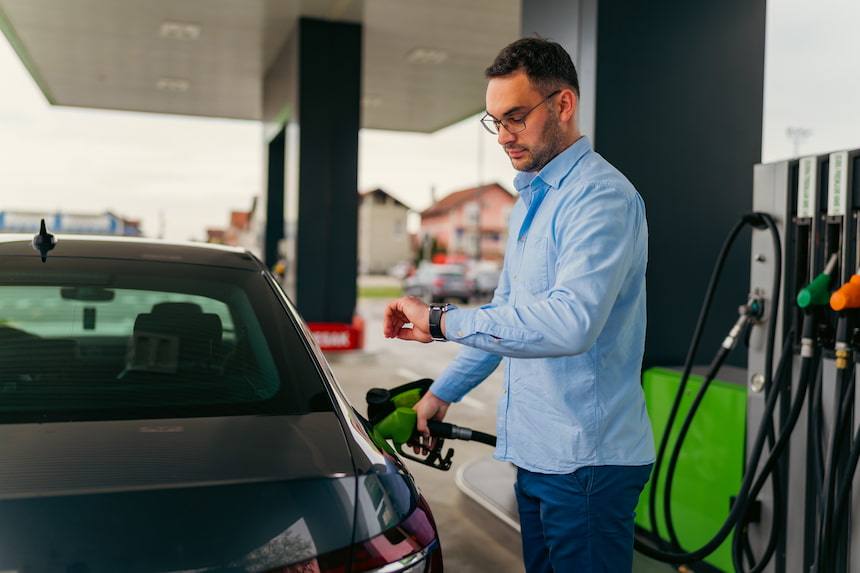 Jak oszczędzać na paliwie i obniżyć koszty tankowania?