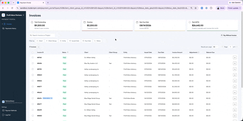 Selecting multiple invoices and choosing Pay Selected