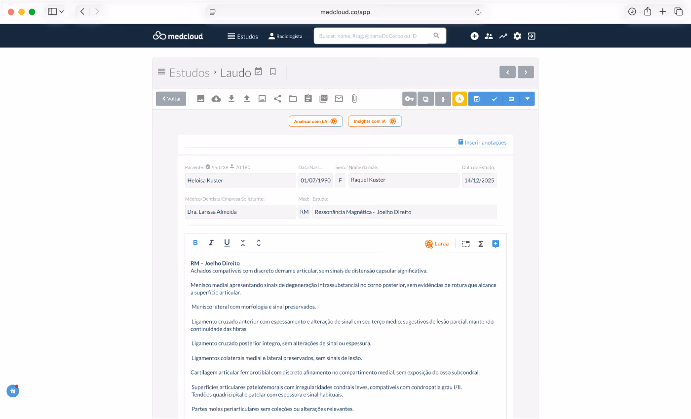 Tela do sistema Medcloud mostrando laudo de ressonância magnética do joelho direito de paciente Heloisa Kuster com detalhes do exame e histórico clínico.