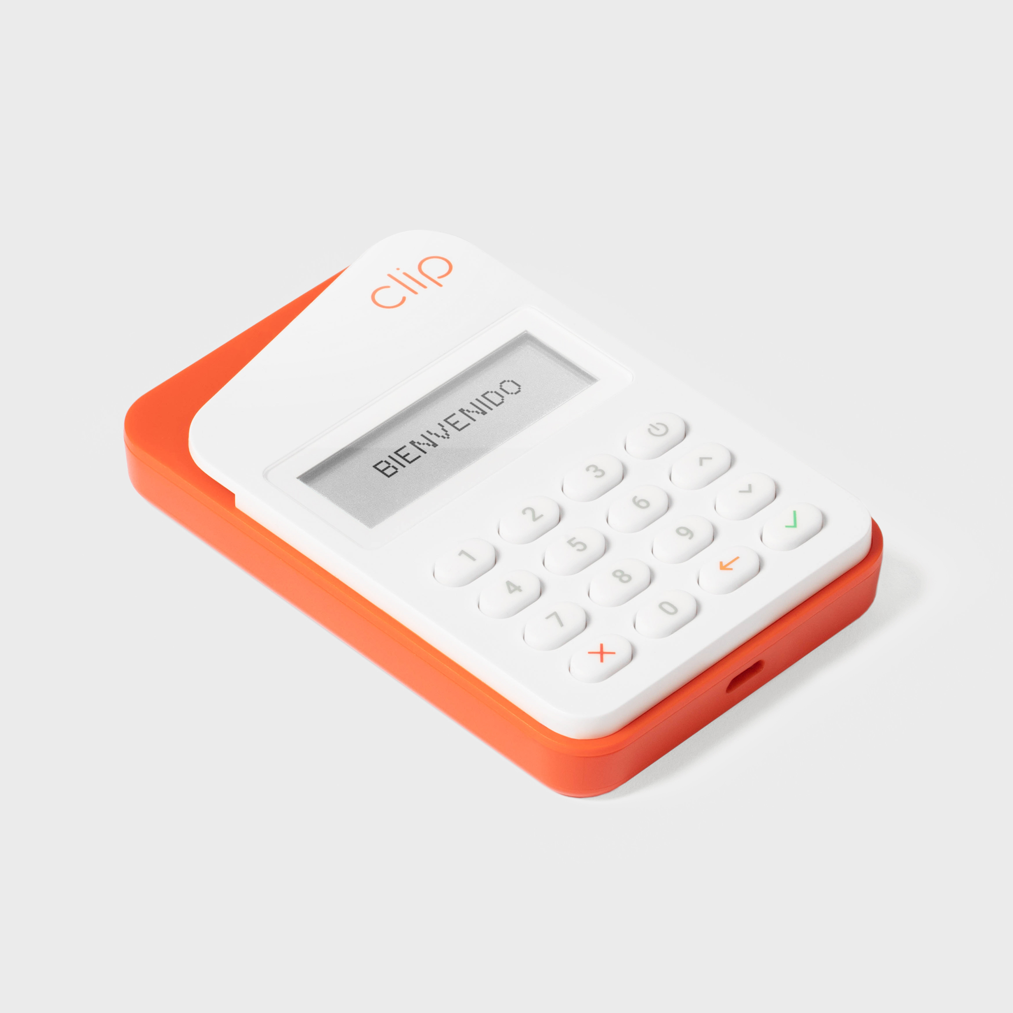 Clip device three-quarter view