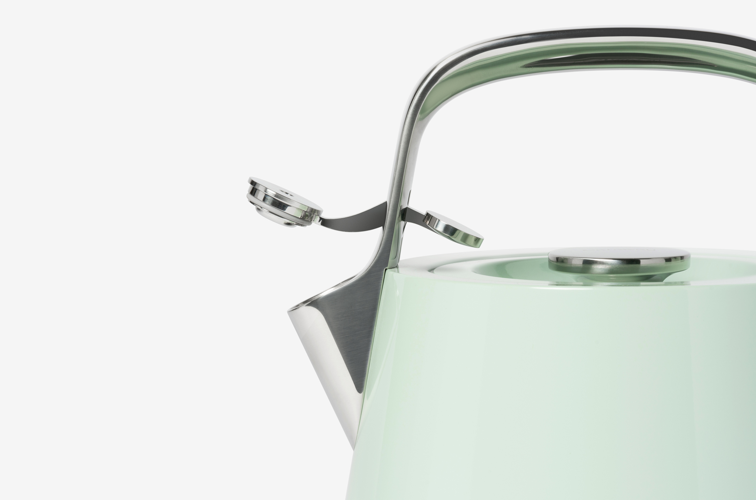 Caraway Tea Kettle Detail – open nozzle