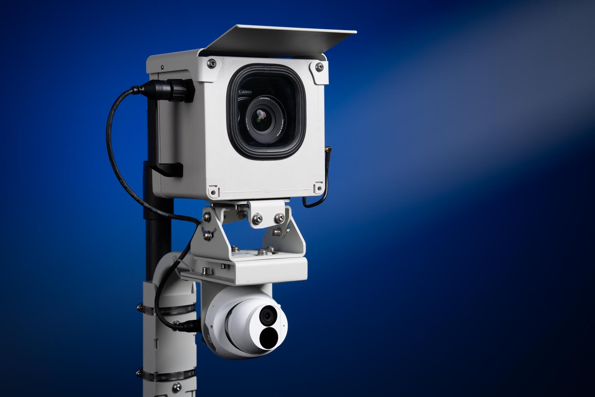 BuildCam two camera combo system with AC power adapter for permanent construction site installations