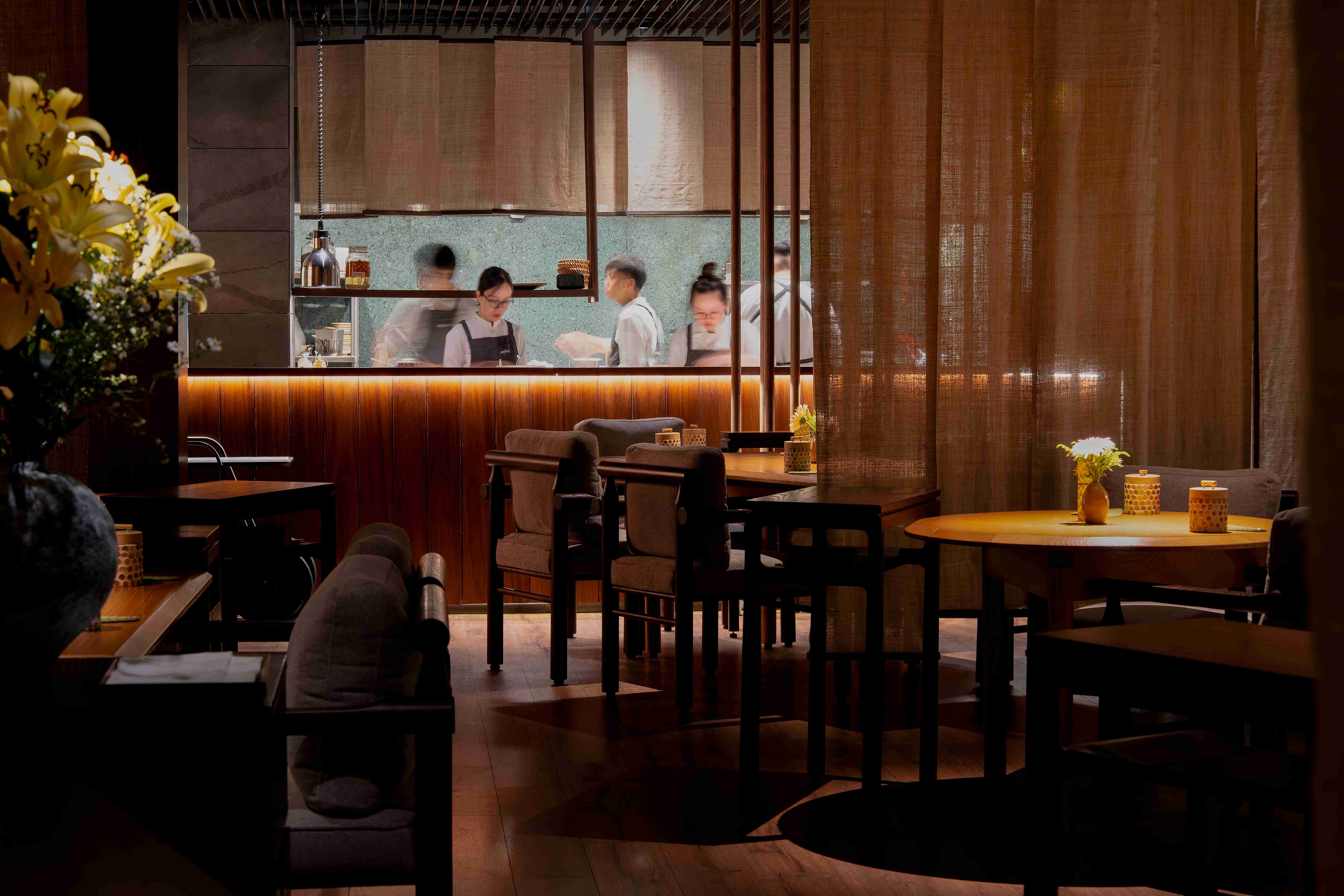 Miên dining room