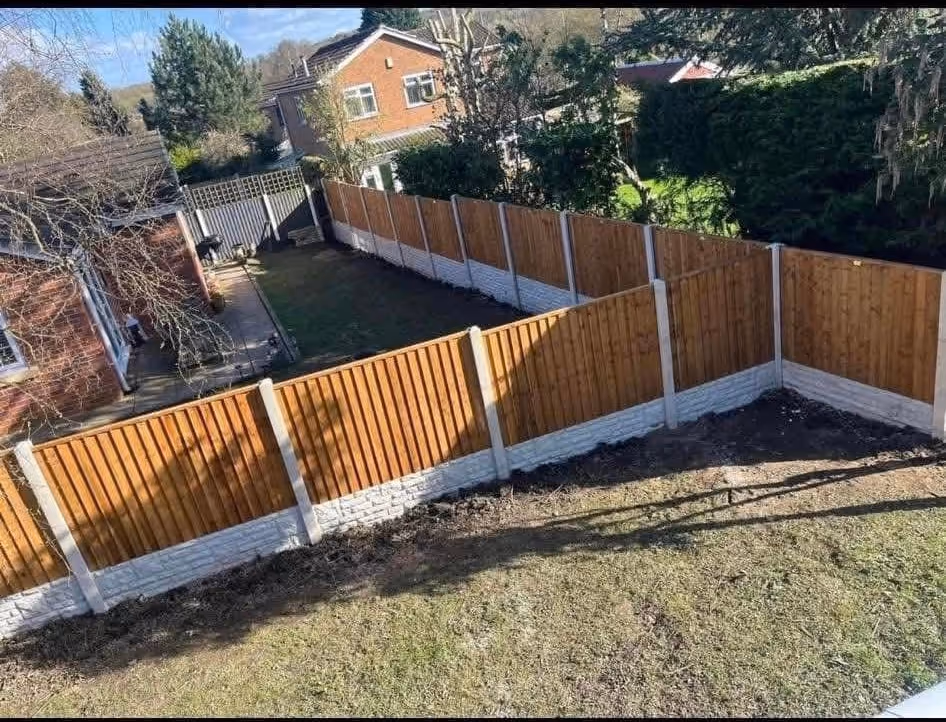 Wooden fence installation in Nottingham by KAB Best Fencing