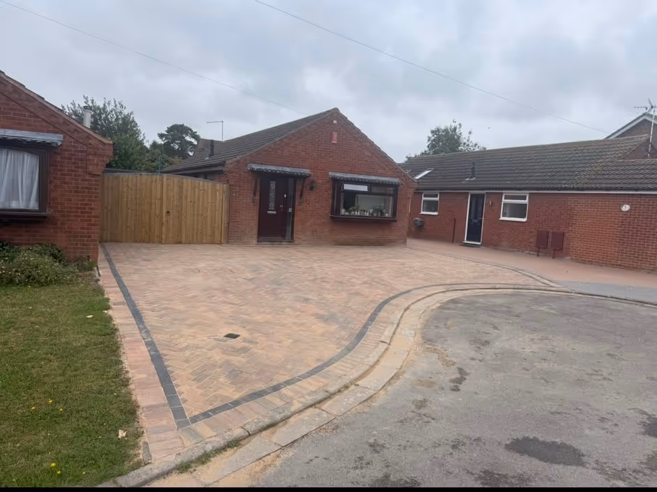 Professional driveway installation in Nottingham by KAB Best Fencing