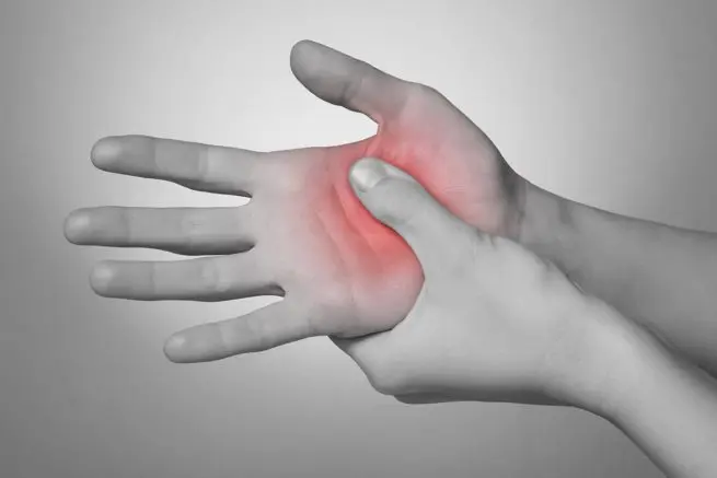 Pathologies les plus fréquentes de la main Dr Claire Supper docteur en traumatologie du sport et réadaptation sur Reims